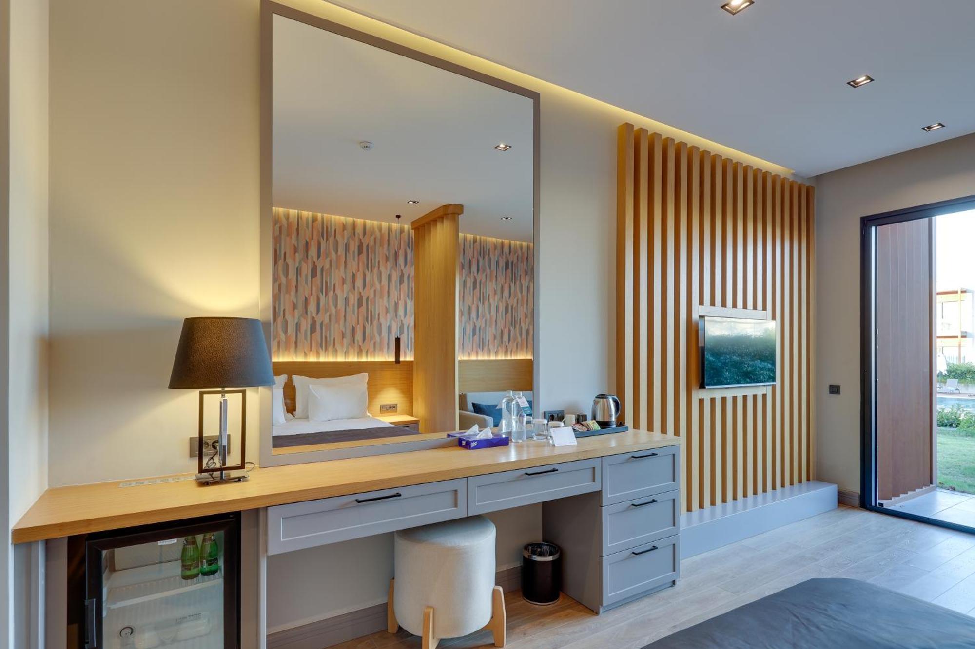אורטקנט Celeste Bella Luxury Hotel & Spa מראה חיצוני תמונה