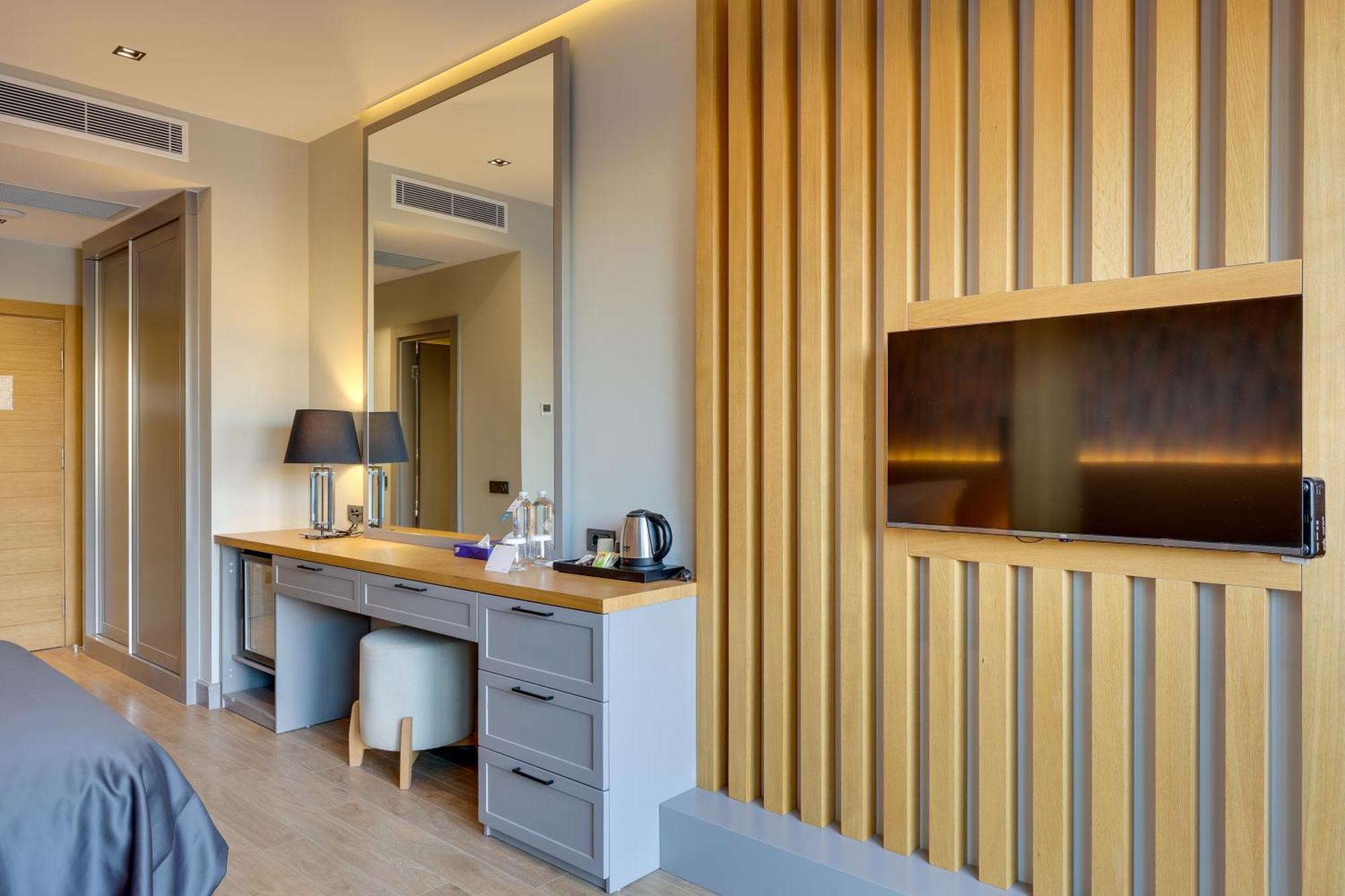אורטקנט Celeste Bella Luxury Hotel & Spa מראה חיצוני תמונה
