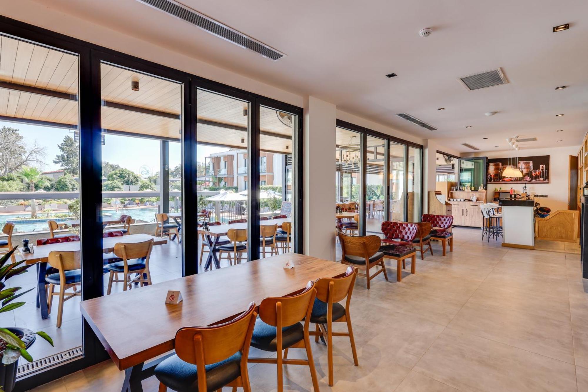אורטקנט Celeste Bella Luxury Hotel & Spa מראה חיצוני תמונה